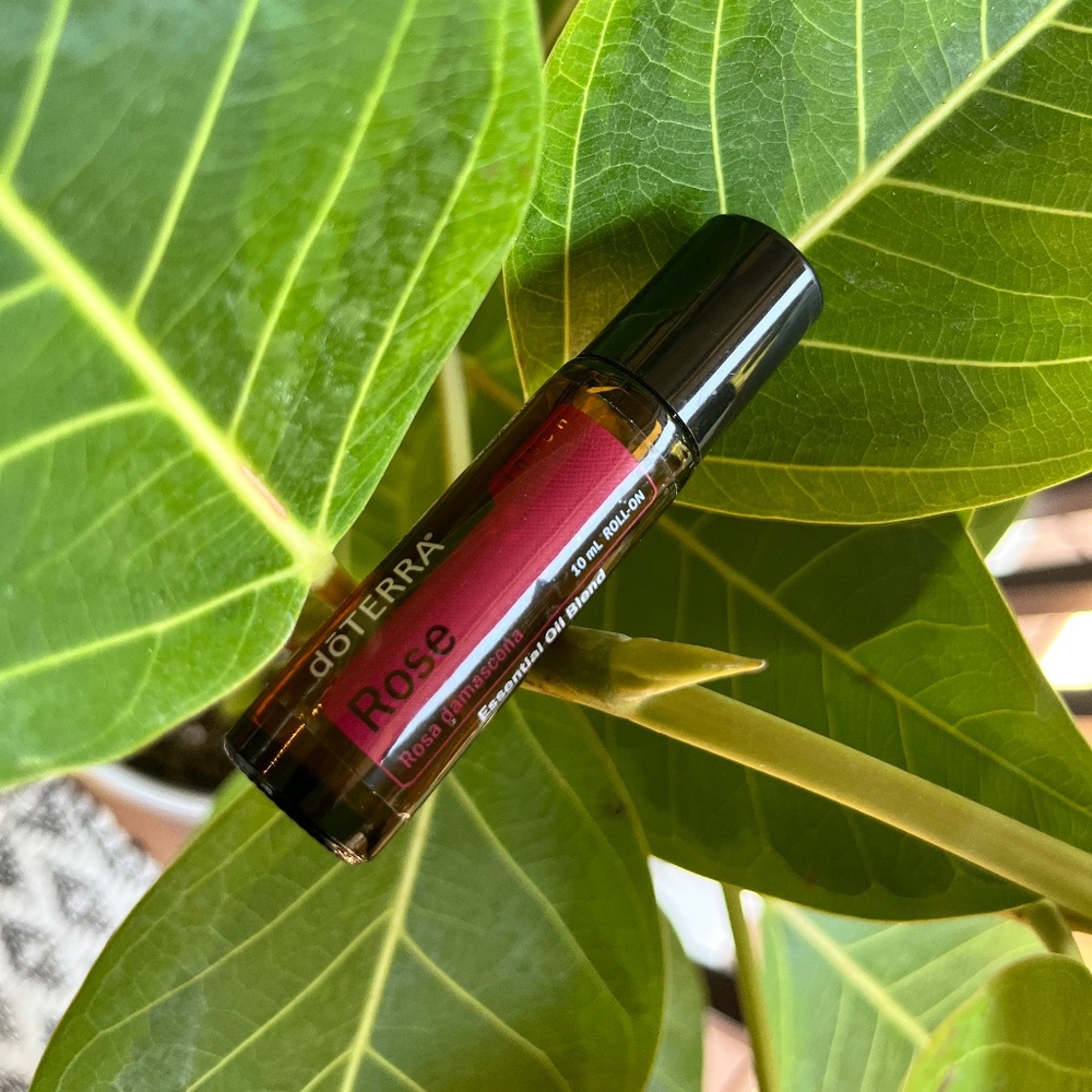 DoTERRA rose essential oil + FREE gift!